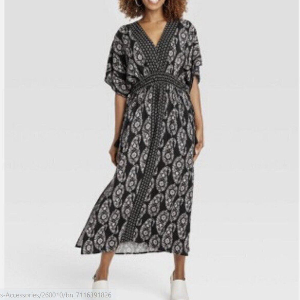 Black and White Patterned Maxi Dress